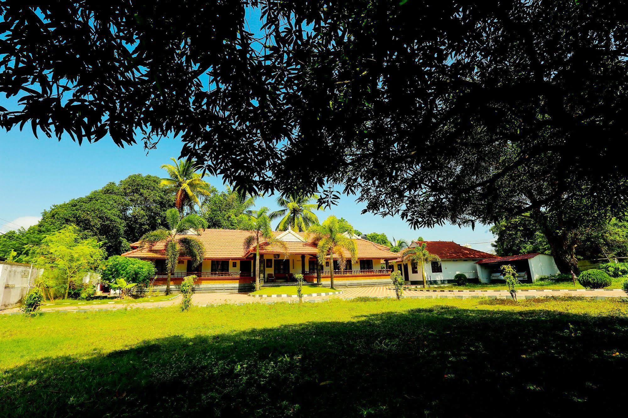 Baywatch Beach Resort Alappuzha 외부 사진